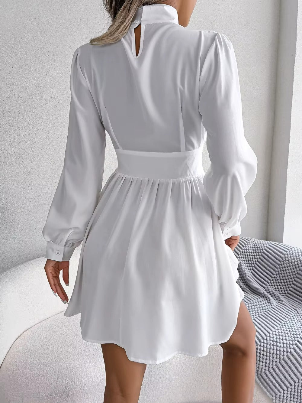 Abito elegante a maniche lunghe