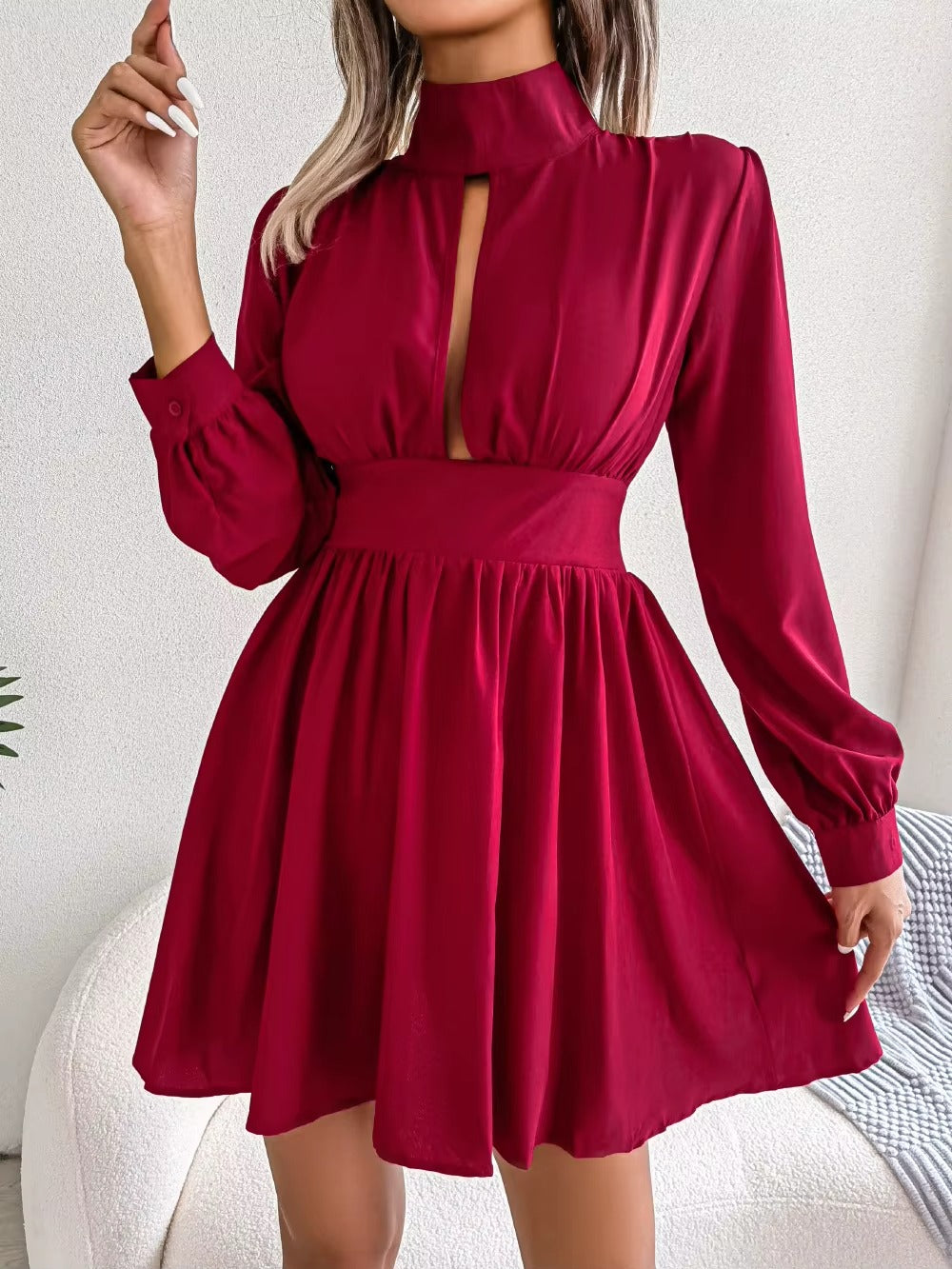 Abito elegante a maniche lunghe